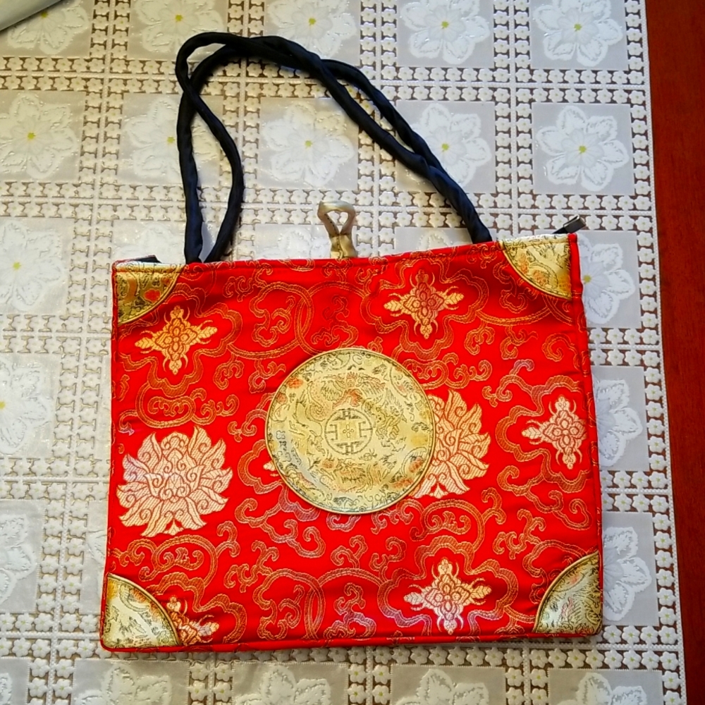 Authentic SILK chinese purse